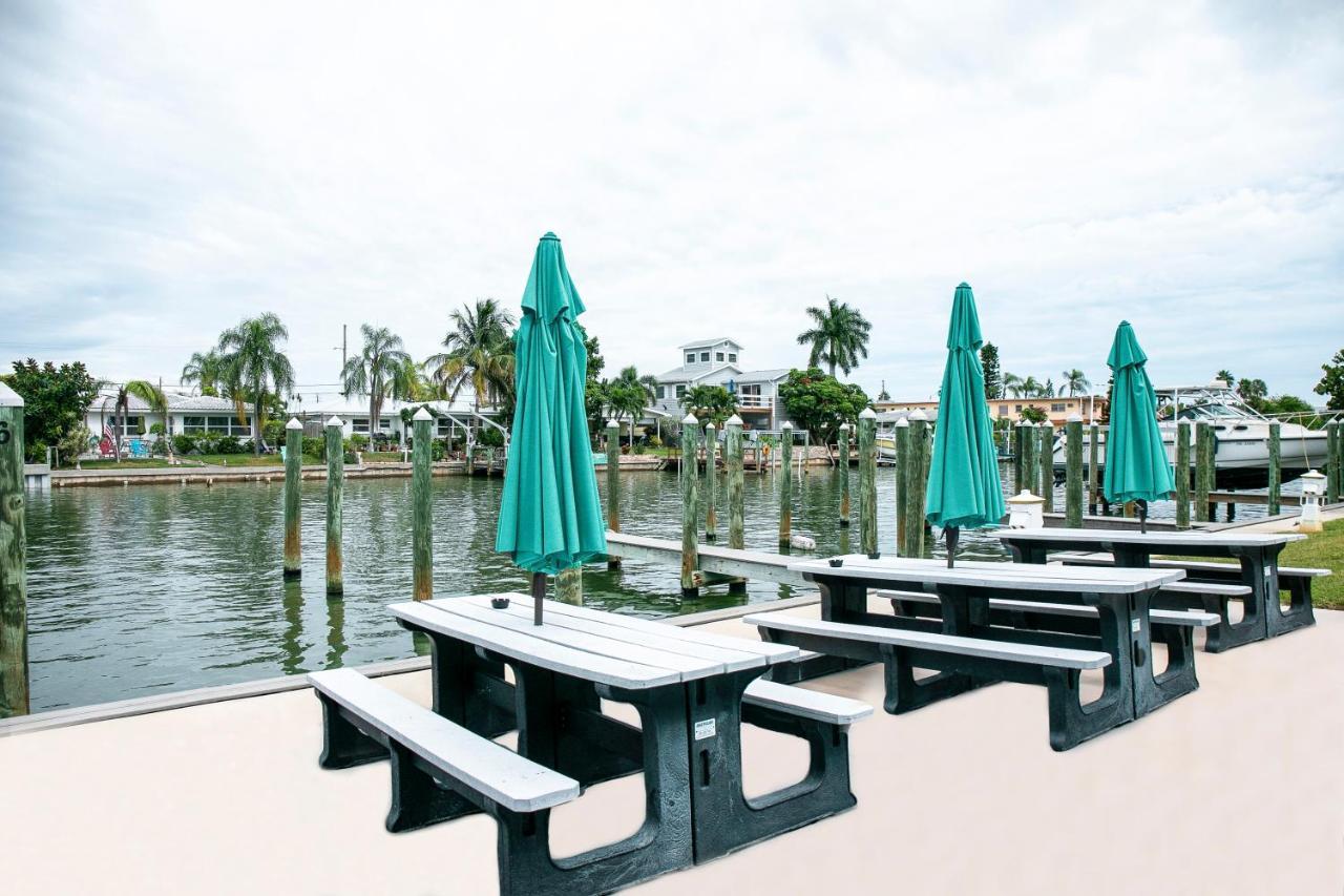 Bayside Inn And Marina Treasure Island Exterior foto